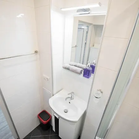 Апартаменти Above The Sea *