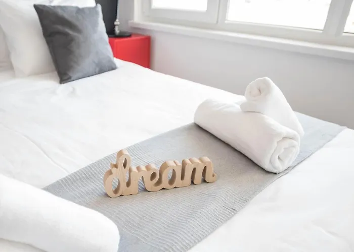 Above The Sea Daire *